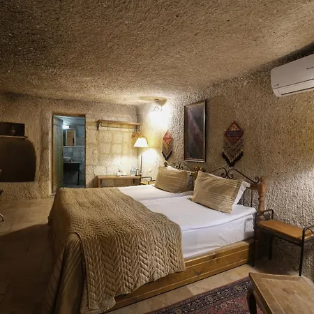 Tekkaya Cave Hotel